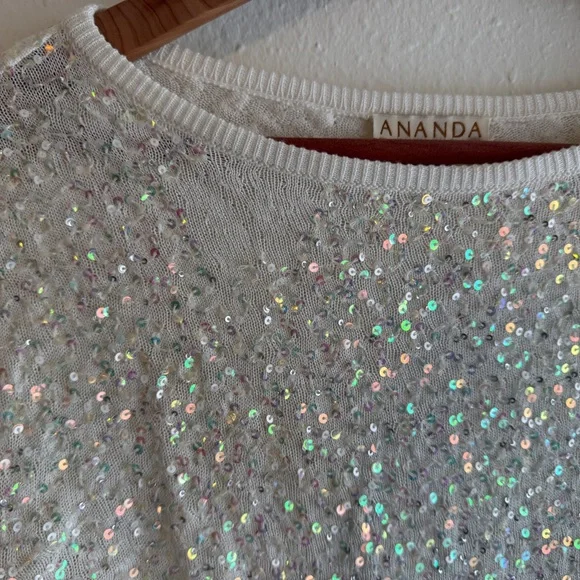 BHLDN Elegant Iridescent White Sequin Long Sleeve Sweater Bridal Cover Up Ananda - Picture 4 of 7